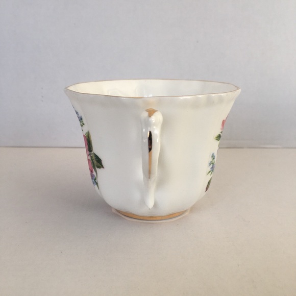 Royal Grafton - Tea Cup Set - Picture 4 of 7